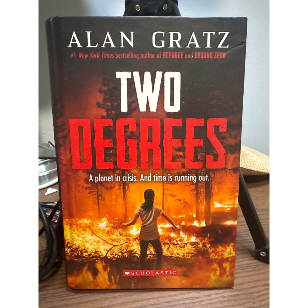 two degrees alan gratz